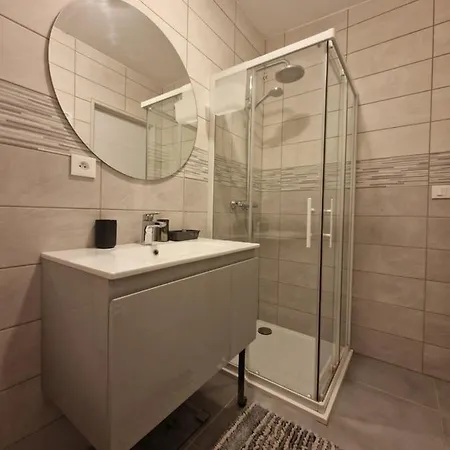 Chambre Privee - Beranger #2 Apartment *